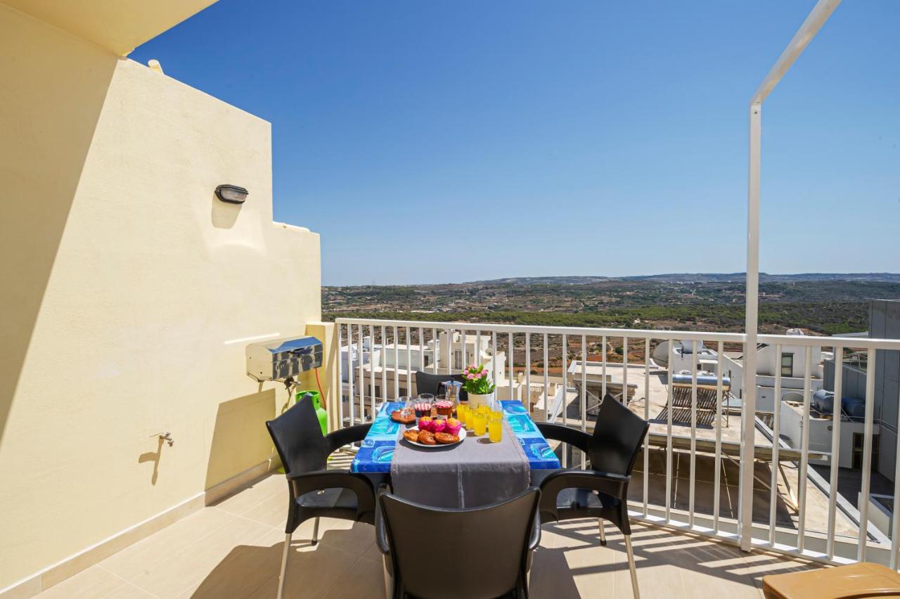 Summer Breeze Apartment With Terrace With Panoramic Views - By Getawaysmalta Mellieħa Exterior foto