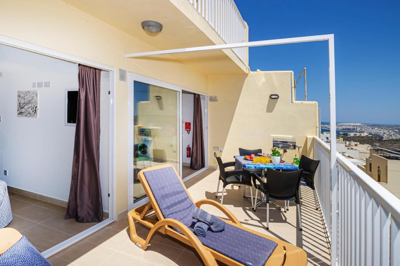 Summer Breeze Apartment With Terrace With Panoramic Views - By Getawaysmalta Mellieħa Exterior foto