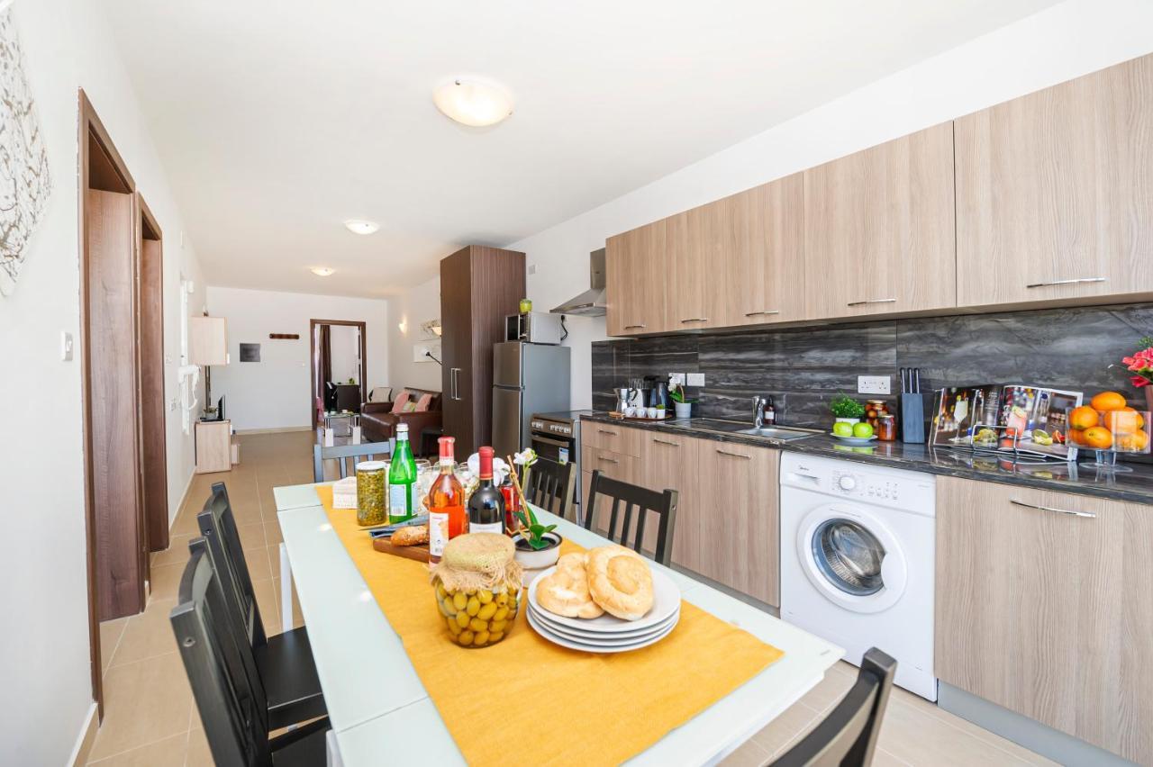 Summer Breeze Apartment With Terrace With Panoramic Views - By Getawaysmalta Mellieħa Exterior foto