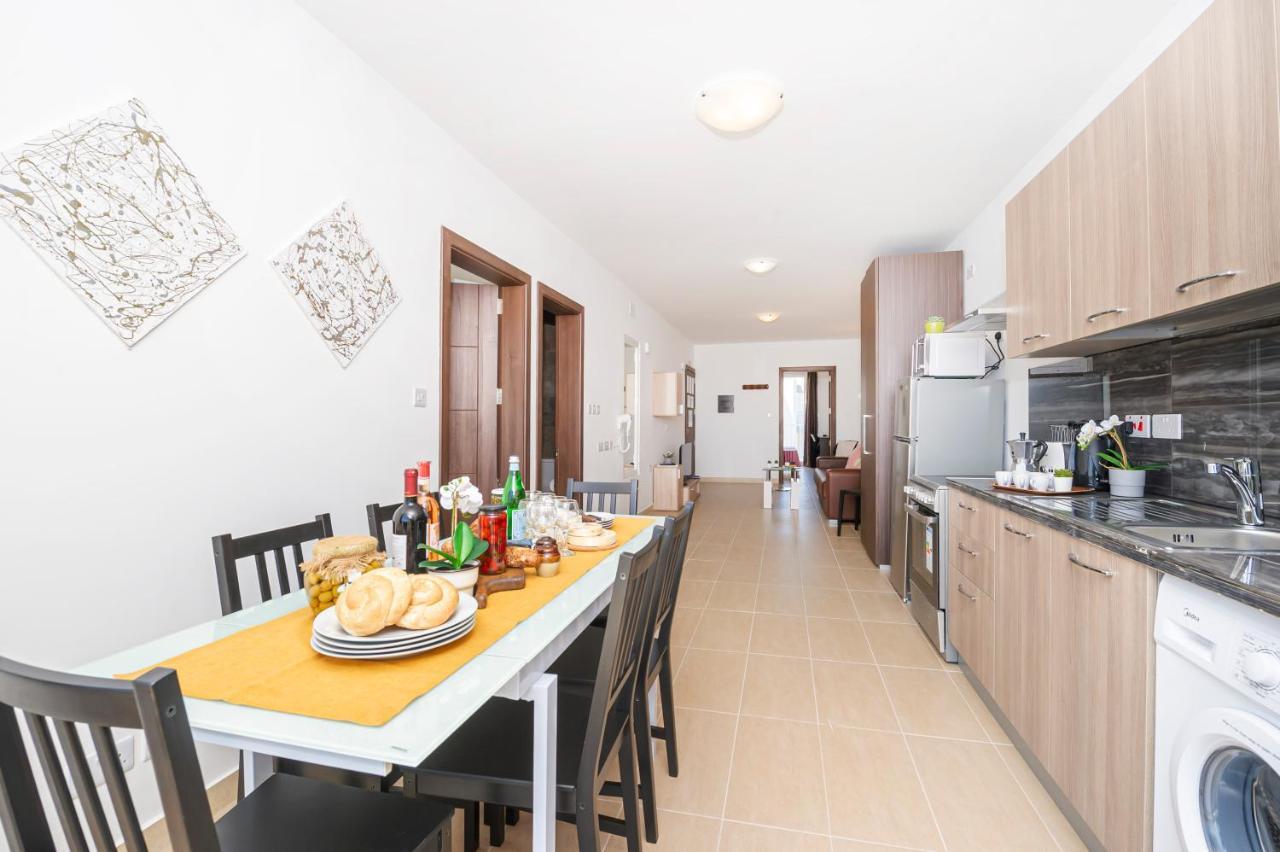 Summer Breeze Apartment With Terrace With Panoramic Views - By Getawaysmalta Mellieħa Exterior foto